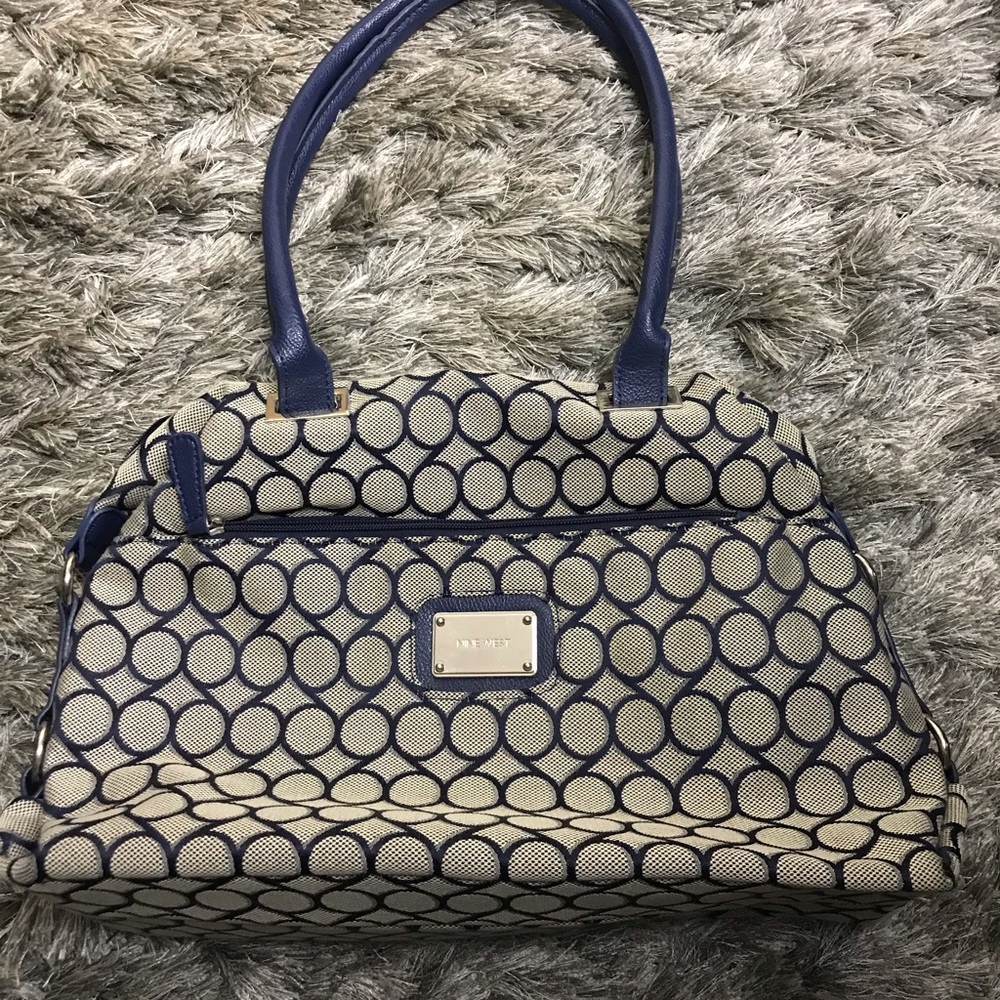 CLEARANCE Nine West large shoulder bag with navy blue trim